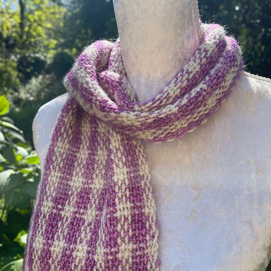 Hand woven houndstooth scarf by Penberth Yarns