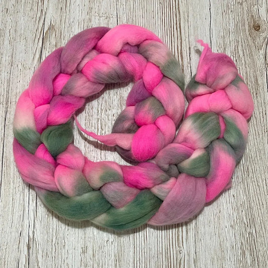Red Campion, Merino Hand Dyed Spinning Fibre, 100g