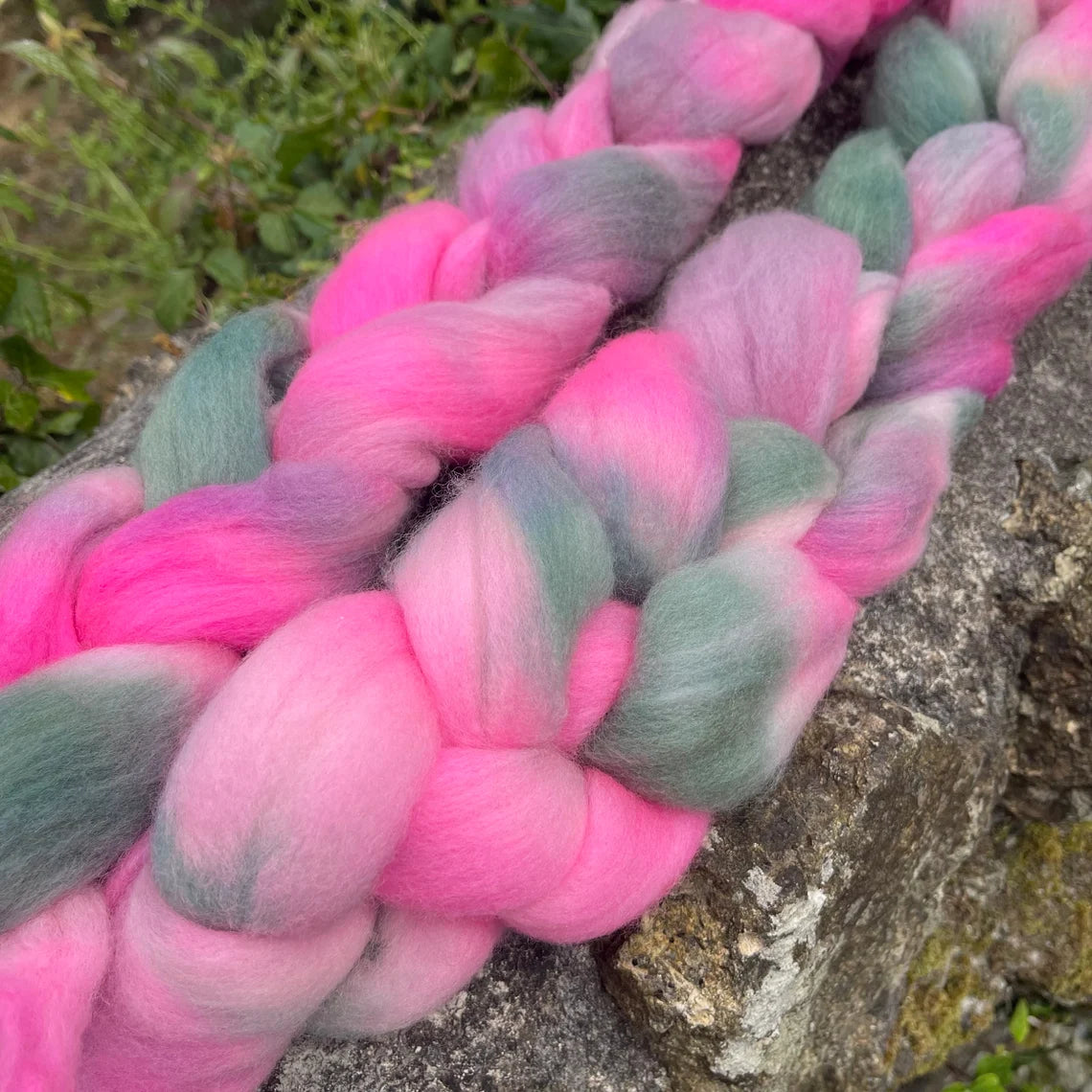 Red Campion, Merino Hand Dyed Spinning Fibre, 100g