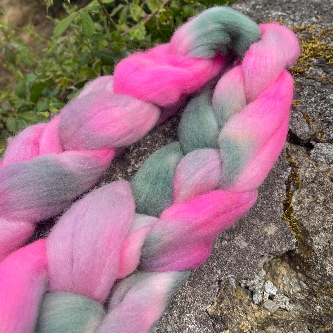 Red Campion, Merino Hand Dyed Spinning Fibre, 100g
