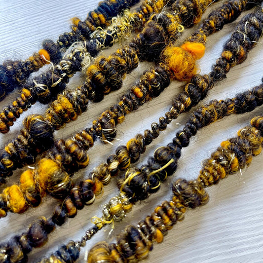 art yarn weaving