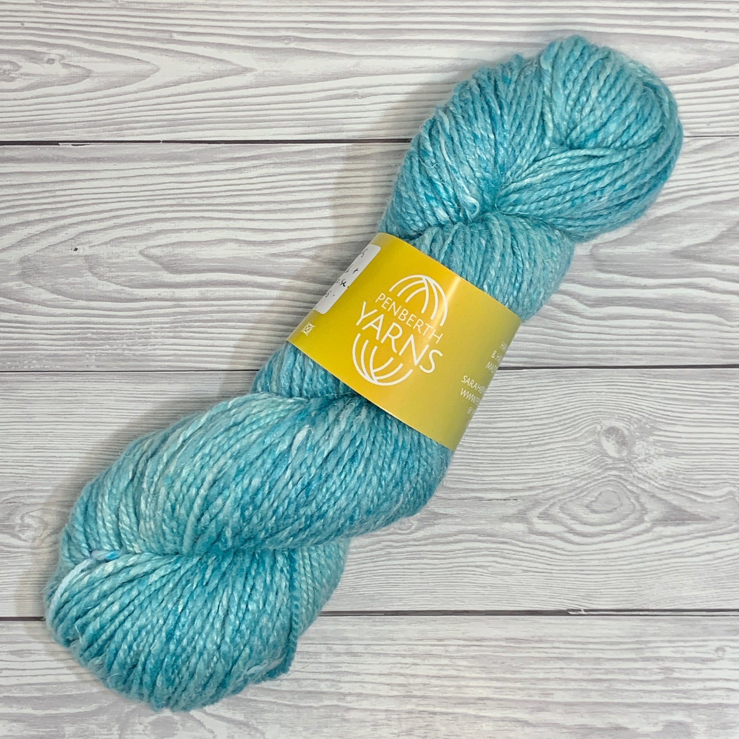 Falklands Merino, Tussah Silk and Linen Handspun Yarn in Light Turquoise